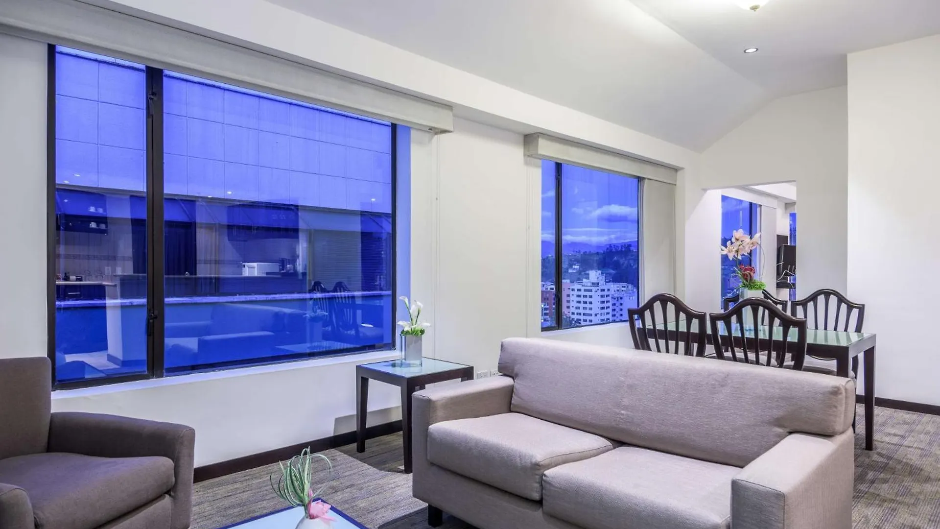 Nh Collection Quito Royal Hotel
