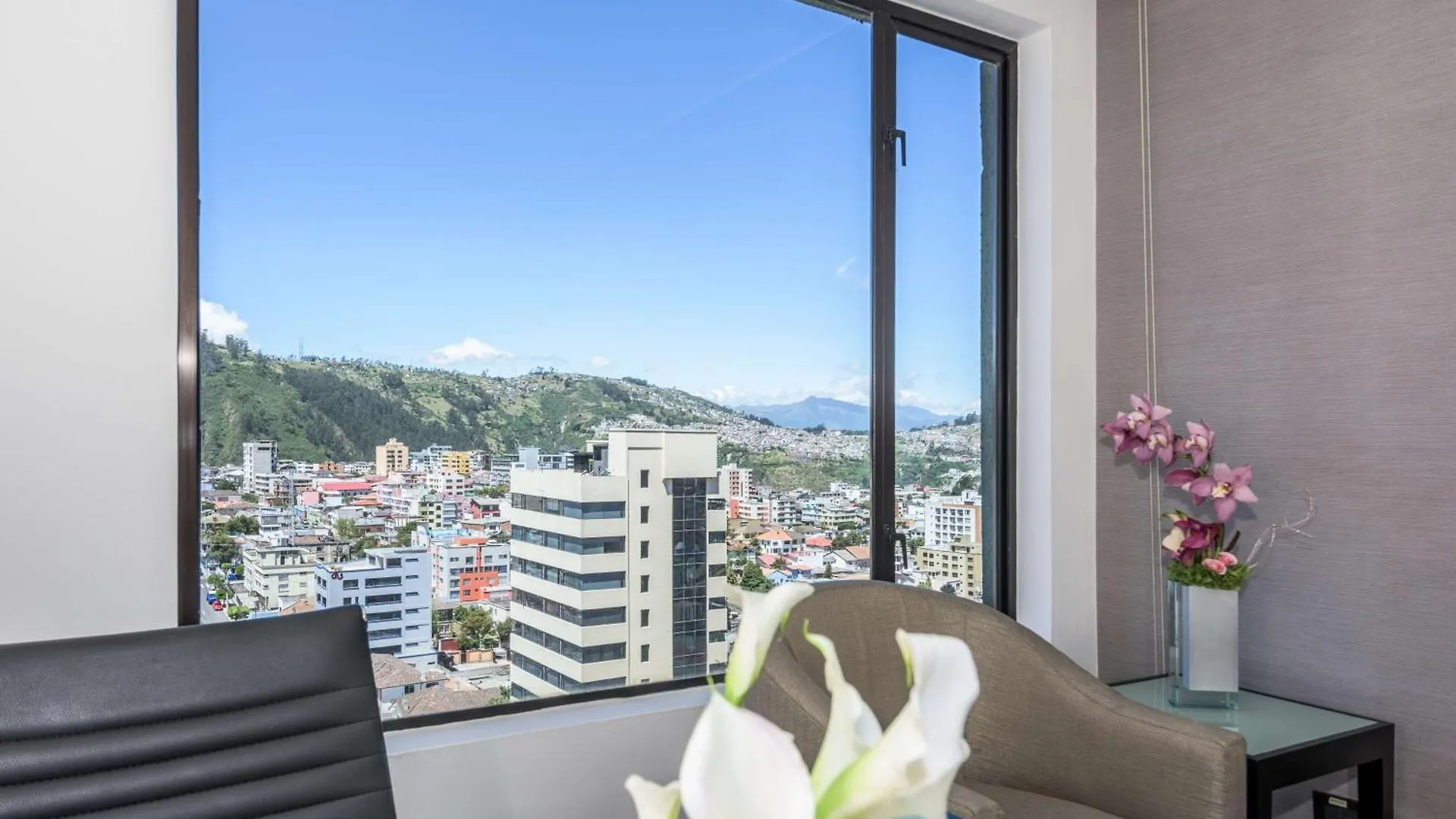 Nh Collection Quito Royal Hotel