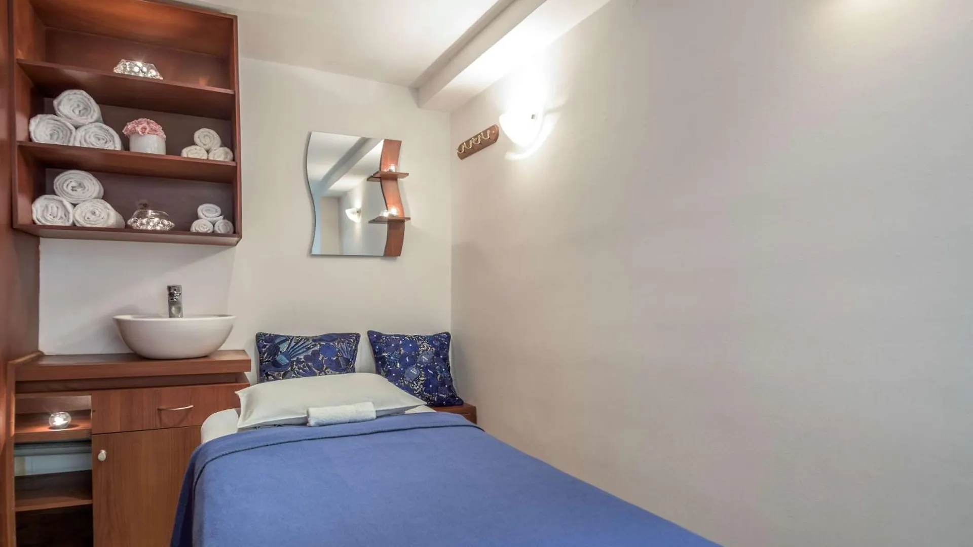 Nh Collection Quito Royal Hotel